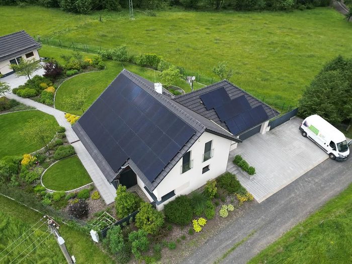 Fotovoltaika na rodinném domě ve Vlčí Hoře 21,2 kWp