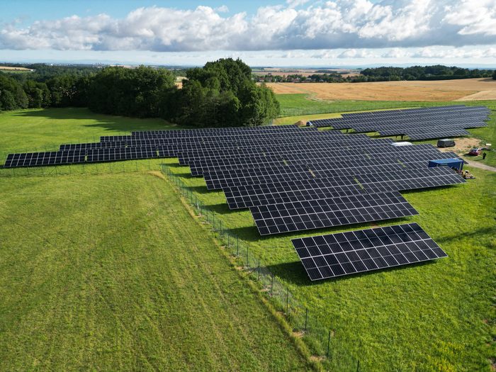 Fotovoltaika na firemním objektu v podhůří Vysočiny 999 kWp